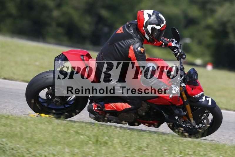 /Archiv-2025/26 11.06.2025 Peter Studer have fun ADR/Gruppe blau/91